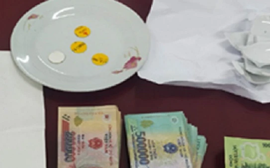 Xóc đĩa ăn tiền thật với phiên bản truyền thống